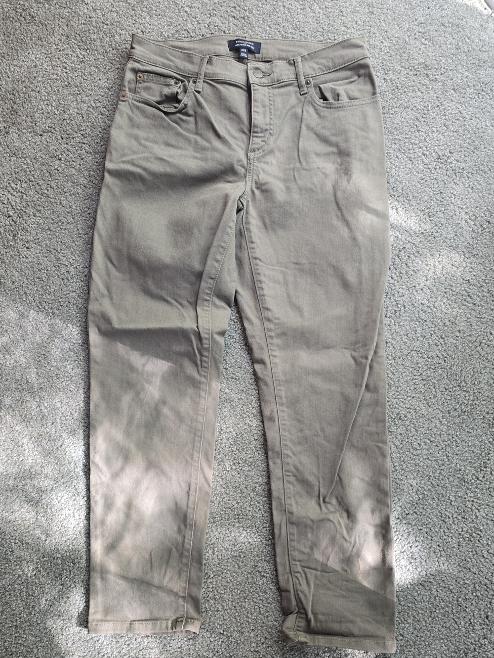 Banana Republic Women’s Khaki Boyfriend Jeans